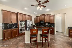 18121 W Las Cruces Dr, Goodyear, AZ 85338 - Photo 24