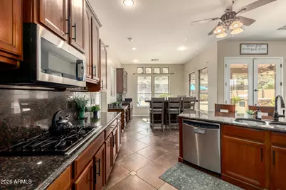 18121 W Las Cruces Drive, Goodyear, AZ 85338 - Photo 20