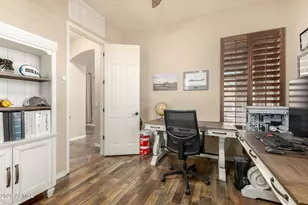 18121 W Las Cruces Dr, Goodyear, AZ 85338 - Photo 42