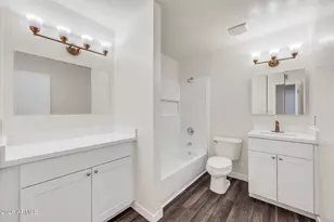 7742 W Fairmount Ave, Phoenix, AZ 85033 - Photo 20