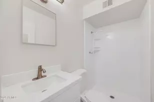 7742 W Fairmount Ave, Phoenix, AZ 85033 - Photo 24