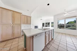 4149 N 49th Way, Phoenix, AZ 85018 - Photo 16