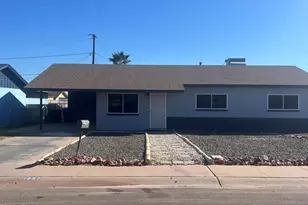 4657 S 17th Way, Phoenix, AZ 85040 - Photo 1