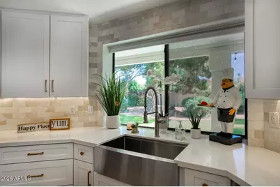 16801 N 55th Street, Scottsdale, AZ 85254 - Photo 18