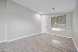 10614 W Crimson Ln, Avondale, AZ 85392 - Photo 6