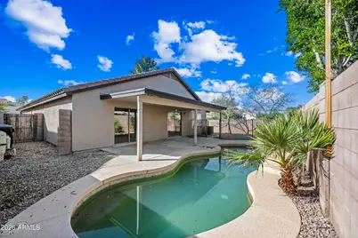 10614 W Crimson Lane, Avondale, AZ 85392 - Photo 2