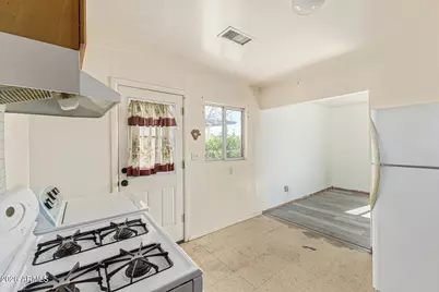 9152 W Garfield Street, Tolleson, AZ 85353 - Photo 12
