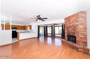 320 E Ellis Dr, Tempe, AZ 85282 - Photo 2