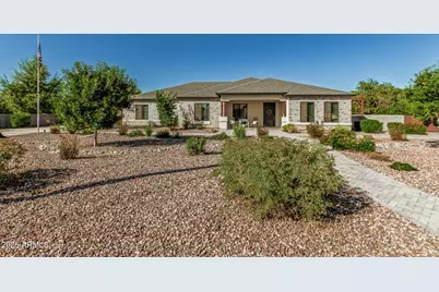 1718 S 140th Place, Gilbert, AZ 85295 - Photo 2