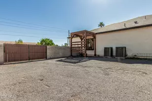1718 S 140th Pl, Gilbert, AZ 85295 - Photo 56