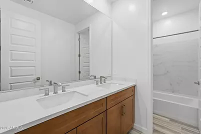 1153 E Kachina Trail, Phoenix, AZ 85042 - Photo 24