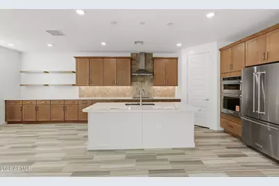 1153 E Kachina Trail, Phoenix, AZ 85042 - Photo 6