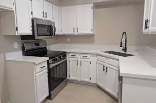 533 W Guadalupe Rd, Mesa, AZ 85210 - Photo 2