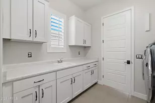 5934 E Redmont Dr, Mesa, AZ 85215 - Photo 42