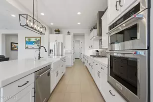 5934 E Redmont Dr, Mesa, AZ 85215 - Photo 14