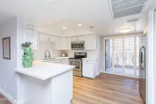 9550 N 94th Pl, Scottsdale, AZ 85258 - Photo 2