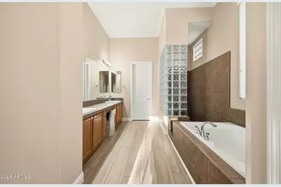 1529 W Laurel Greens Court, Phoenix, AZ 85086 - Photo 28