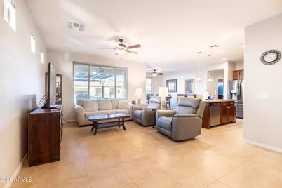 17482 W Cedarwood Lane, Goodyear, AZ 85338 - Photo 16