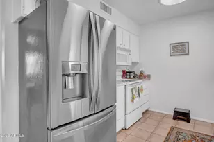 10243 W Burns Dr, Sun City, AZ 85351 - Photo 12