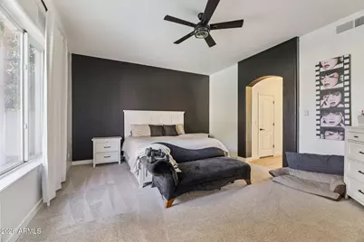 2732 E Hillery Drive, Phoenix, AZ 85032 - Photo 8