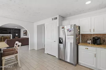 18402 N 46th Drive, Glendale, AZ 85308 - Photo 12