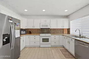 18402 N 46th Dr, Glendale, AZ 85308 - Photo 14