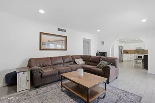 18402 N 46th Dr, Glendale, AZ 85308 - Photo 8