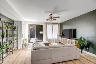 3345 W Thoreau Ln, Anthem, AZ 85086 - Photo 12