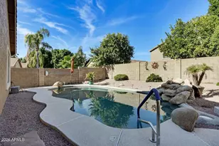 7436 W Abraham Ln, Glendale, AZ 85308 - Photo 2