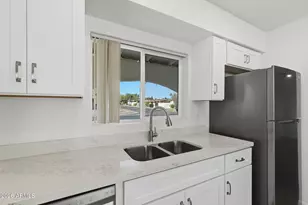 15601 North 22nd St, Phoenix, AZ 85022 - Photo 8