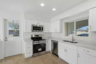 15601 North 22nd St, Phoenix, AZ 85022 - Photo 8