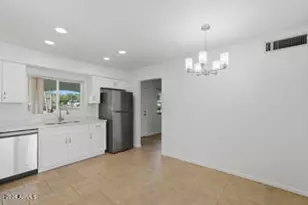 15601 North 22nd St, Phoenix, AZ 85022 - Photo 6