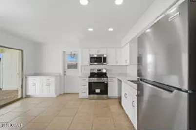 15601 N 22nd Street, Phoenix, AZ 85022 - Photo 2