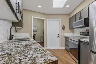 14044 N Palm Ridge Dr, Sun City, AZ 85351 - Photo 22