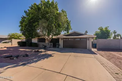 4021 S Holbrook Lane, Tempe, AZ 85282 - Photo 2