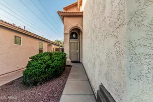 3206 E Kristal Way, Phoenix, AZ 85050 - Photo 4