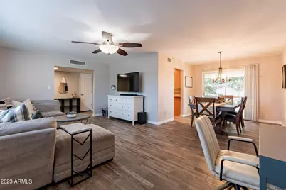 4016 S Holbrook Lane, Tempe, AZ 85282 - Photo 8