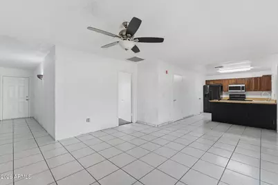 7238 W Canterbury Drive, Peoria, AZ 85345 - Photo 6