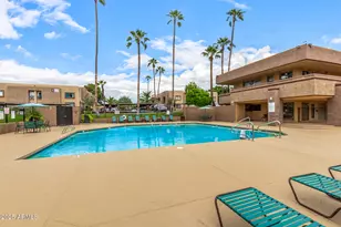 3601 W Tierra Buena Ln, Phoenix, AZ 85053 - Photo 10