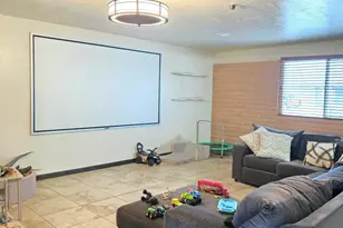 8109 W Montecito Ave, Phoenix, AZ 85033 - Photo 8