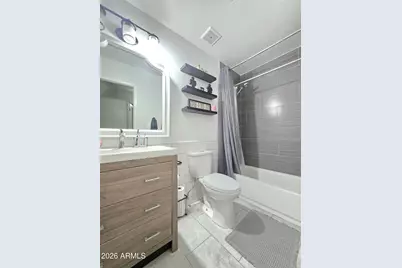 8109 W Montecito Avenue, Phoenix, AZ 85033 - Photo 6