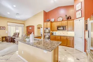 7576 E Tailfeather Dr, Scottsdale, AZ 85255 - Photo 10