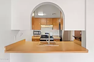 3033 E Devonshire Ave, Phoenix, AZ 85016 - Photo 4