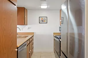 3033 E Devonshire Ave, Phoenix, AZ 85016 - Photo 14