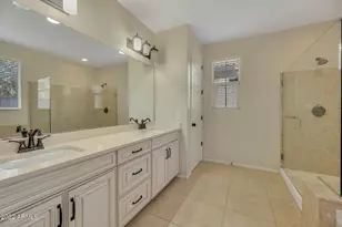 4625 E Beck Ln, Phoenix, AZ 85032 - Photo 18