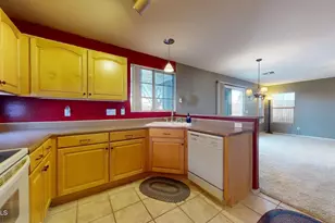 11218 W Calle De La Luna, Phoenix, AZ 85037 - Photo 6