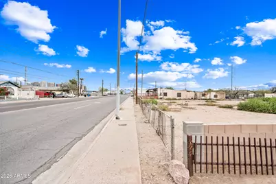 1121 W Grant Street #11, Phoenix, AZ 85007 - Photo 4