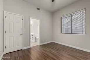 748 N Swan Dr, Gilbert, AZ 85234 - Photo 32