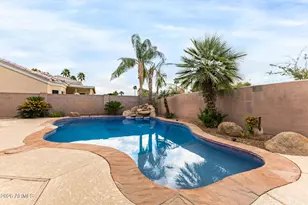 748 N Swan Dr, Gilbert, AZ 85234 - Photo 38