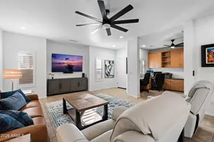 10152 E Knowles Ave, Mesa, AZ 85209 - Photo 1